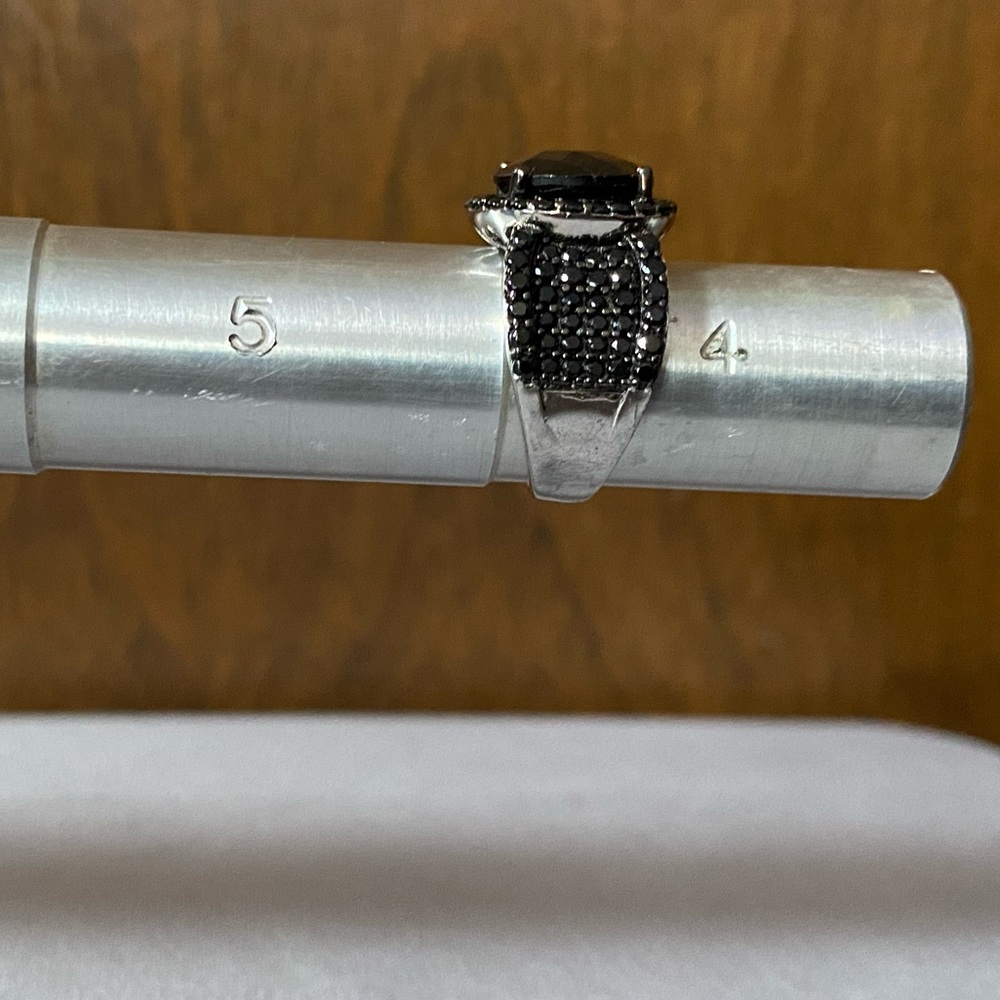 NWOT BLACK SPINEL STERLING RING - Picture 4 of 11